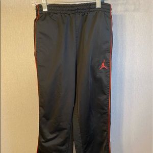 Jordan sweatpants kids size M